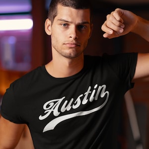 AUSTIN T-Shirt, Unisex • Clásico retro atlético Austin TX tee gráfico, mudarse a Austin Texas housewarming gift, Austin FC, ut keep weird
