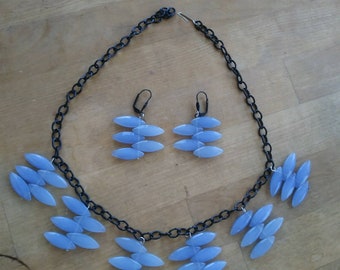 30s 40s 50s Free Form Blue Necklace & Earrings