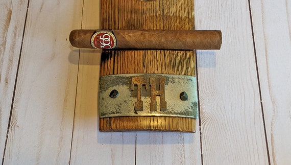 Personalized Oak Cigar Rest