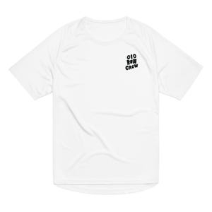 Op de afbeelding: Wit atletisch T-shirt met korte mouwen. De tekst "010 RUN CREW" is in zwart gedrukt op de linkerbovenborst. Het shirt heeft een ronde hals en is gemaakt van lichtgewicht, ademend materiaal.