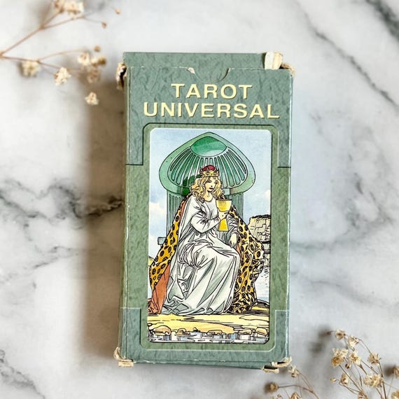 Universal Tarot Deck by Lo Scarabeo, Classic Rider-Waite Style, Vintage Tarot Deck – Made in Italy in 2000s, Rider-Waite Reimagined