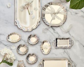 Vintage verzilverde snuisterijen, sieradenschalen, klassiek tafeldecor