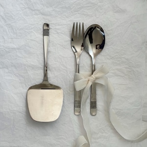 Set of 3 Vintage Gallo Stainless Steel Serving Utensils – Spatula, Salad Spoon & Fork – Elegant Mid-Century Modern Serveware