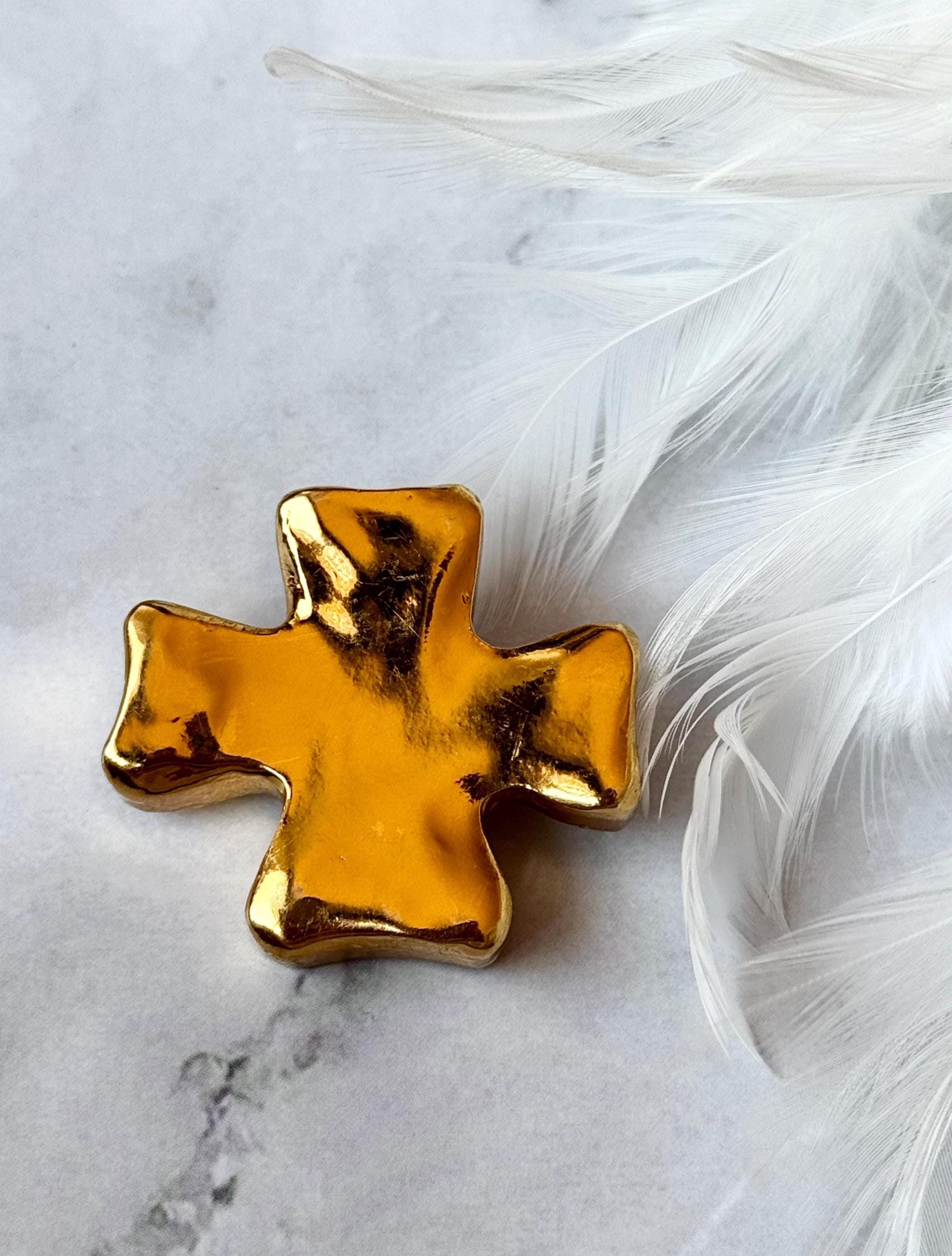 Christian Lacroix 十字架ヴィンテージブローチ　ゴールド Christian Lacroix 十字架ヴィンテージブローチ ゴールド