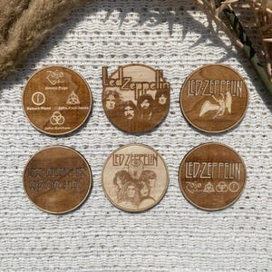 Set di sottobicchieri in legno Led Zeppelin - Regalo per amanti della musica - Collezionabili di gruppi rock - Sottobicchieri fatti a mano - Decorazione in legno - Regalo unico per gruppi musicali