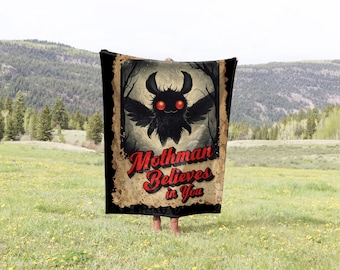 Mothman Believes in You Blanket, Cozy Gift for Cryptid Lovers, Inspirational Soft Throw, Halloween Home Decor, Cute and Scary, Spooky Season