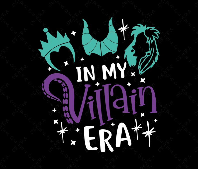 Może przedstawiać: Czarny projekt graficzny z tekstem "IN MY Villain ERA" w kolorze białym i fioletowym. Projekt zawiera turkusowe ilustracje korony, rog&oacute;w i profilu, wraz z akcentami gwiazd.