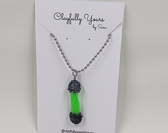 Tink's Pixie Fairy Dust Necklace - Fairy Tales Jewelry - Once Upon a Time - OUAT - Glass Vial - Peter Pan - Green - Glow in the Dark