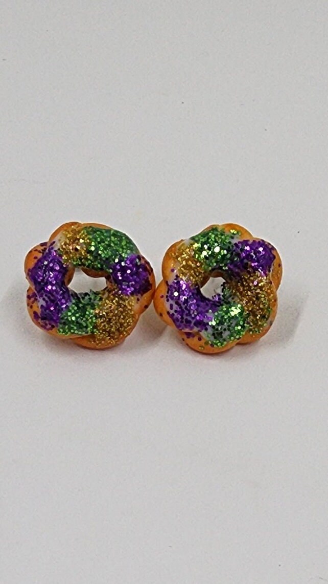 Mardi Gras Mini King Cake Polymer Clay Stud earrings - Handmade Earrings - Studs - Nola - Thumbnail 5
