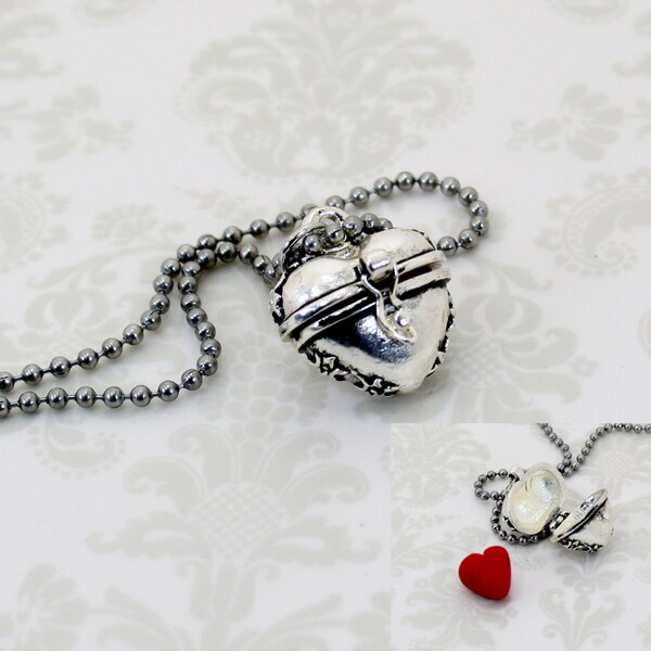 Böse Königin Herz "Gebetskasten" Halskette-OUAT-Märchen-Polymer-Kohlen-Womens Schmuck-Geschenke Unter 15-Valentinstag