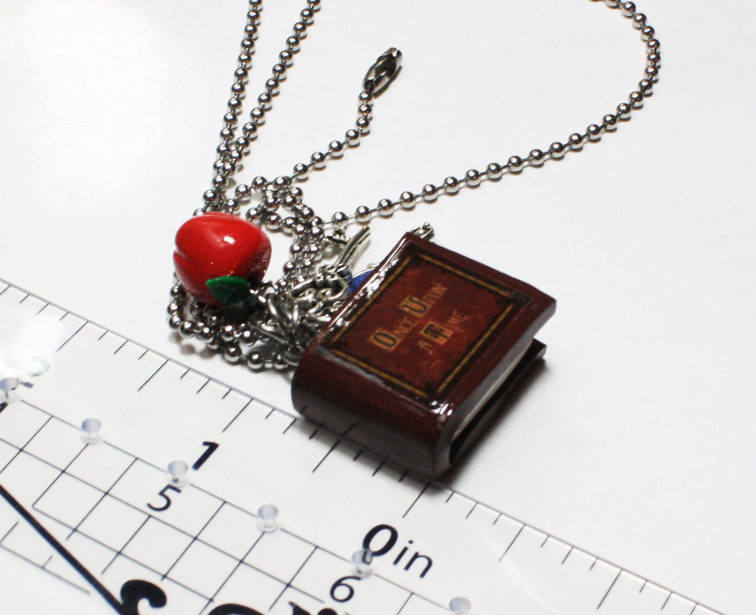 Once Upon A Time Book Necklace V2 - Poison Apple, Queen's Keys and Mirror - snow white - fairy tales - ouat - hook - Jewelry - Librarian - Thumbnail 5