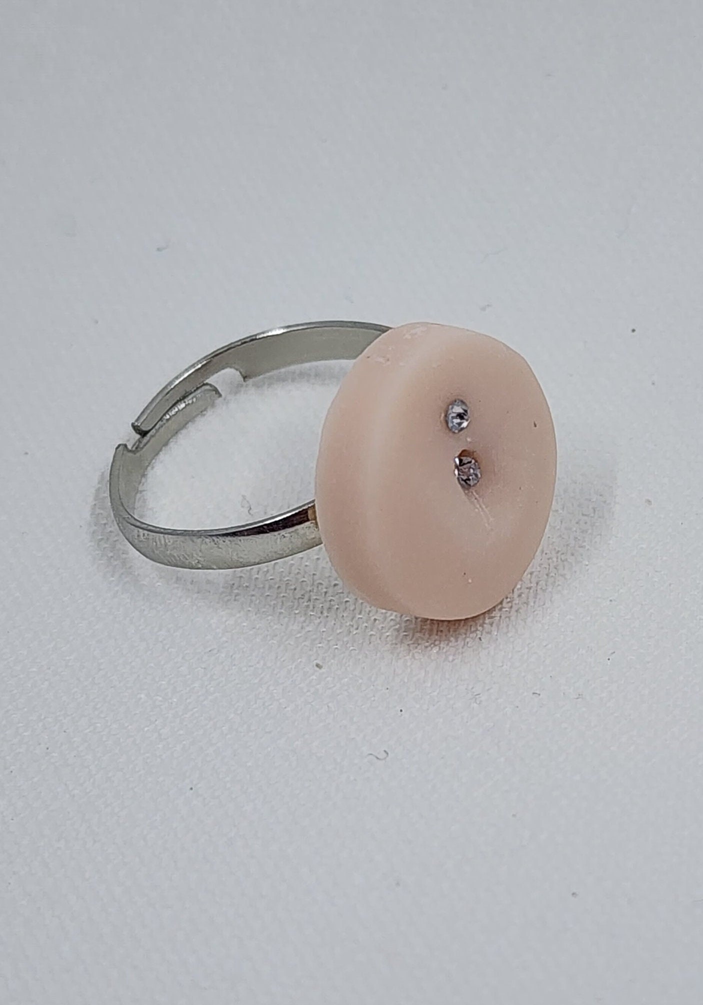 Belly Ring for Finger with Rhinestones - Gag Gift - Pun - Prank - White Elephant - Teenager Gift - Faux - Non Piercing April Fools