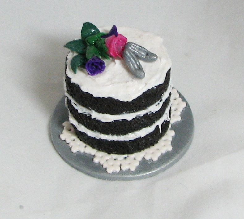 Wedding Cake Mini Replica Custom Ornament - Replica Cake - Wedding Gift - First Anniversary - Newlyweds Gift - Clay Ornament Shop ** - Thumbnail 3