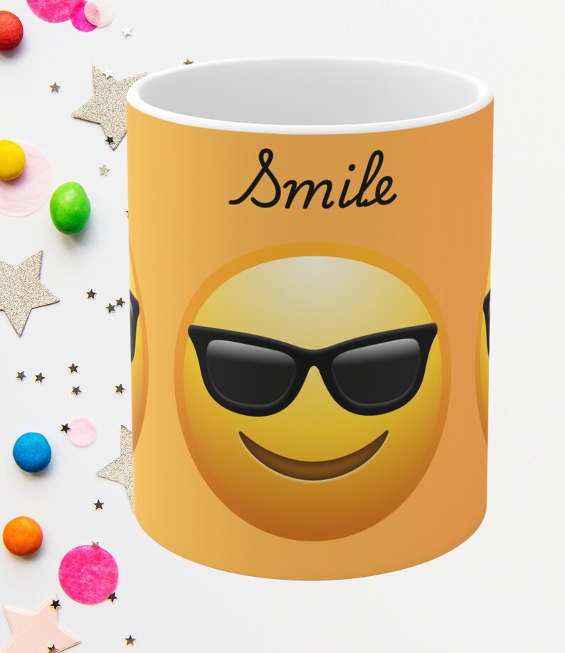 Smile Emoji Coffee Mug 11oz Cute & Fun Gift Idea Fun Coffee Cup for