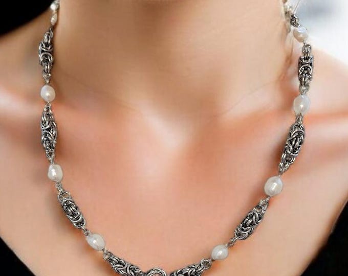 Natural Pearl Chainmail Necklace - Handcrafted Stainless Steel Jewelry, Byzantine Weave, Elegant & Durable Unisex Choker | Anime Cosplay