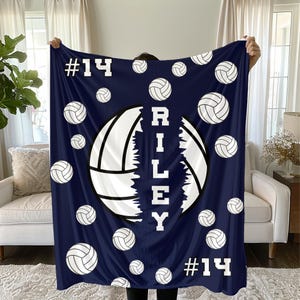 Volleyball Blanket, Personalized Gift for Volleyball Players, Team Gift, Coach Gift, Volleyball Mom, Sports Blanket