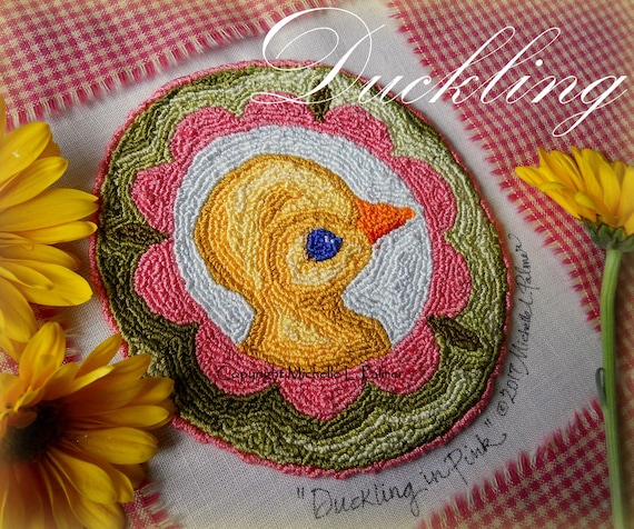 アヒルの子 赤ちゃんアヒルの池 ピンクの花 春 パンチニードル刺繍