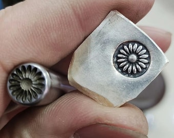 Little Daisy Pattern 3D Metal Stamps, Steel Jewelry Stamping Punch, Leather Silver Gold Copper Embossing, Design Making, Decoration Punching