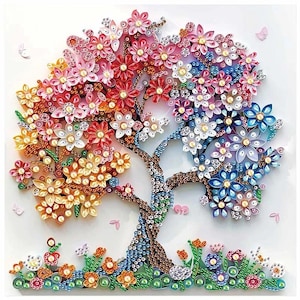 Peut inclure: Une œuvre d'art en quilling de papier coloré représentant un arbre avec un tronc et des branches bruns, orné de fleurs vibrantes dans les tons de rose, rouge, orange, jaune et bleu. L'œuvre comprend une base herbeuse verte avec des fleurs et des papillons.