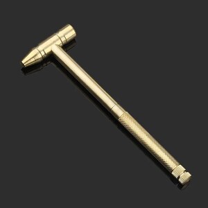 Wielofunkcyjny młotek gumowy z miedzi 5 w 1, z wbudowanym śrubokrętem, dwugłowicowe narzędzie do napraw domowych, do użytku wewnątrz i na zewnątrz, do wyrobu biżuterii