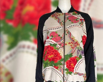 Full Zip Bomber Style Blouson Jacket/ One Size (XS~M)/ Floral Japanese Vintage Furisode Kimono Recycled/ Fashionable/ Stylish/ Peony