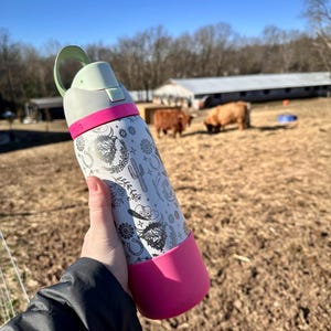 Custom Design - Engraved Owala stainless steel water bottle - 32 oz.