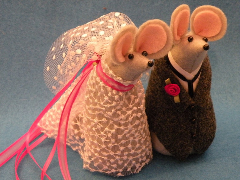Wedding Cake Topper of Felt Mice Bride and Groom Soft Etsy