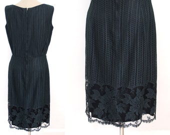 Lace 50s Dress M/L // Vintage 1950s medium large black lace cocktail party dress // metal zipper