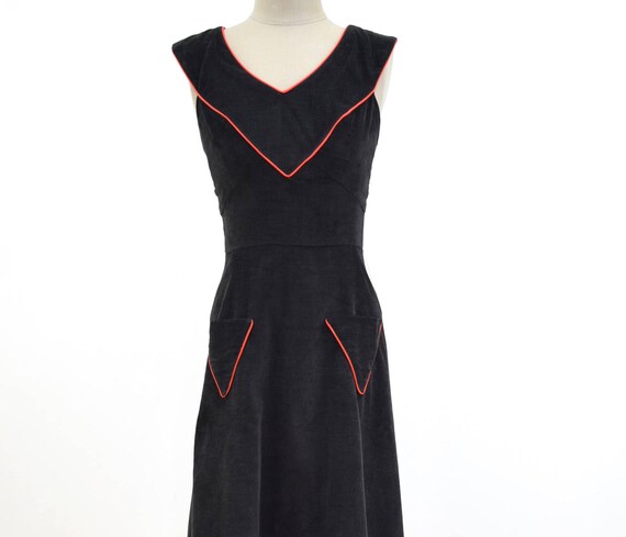 Vintage Black Corduroy Sun Dress with Red Piping … - image 4