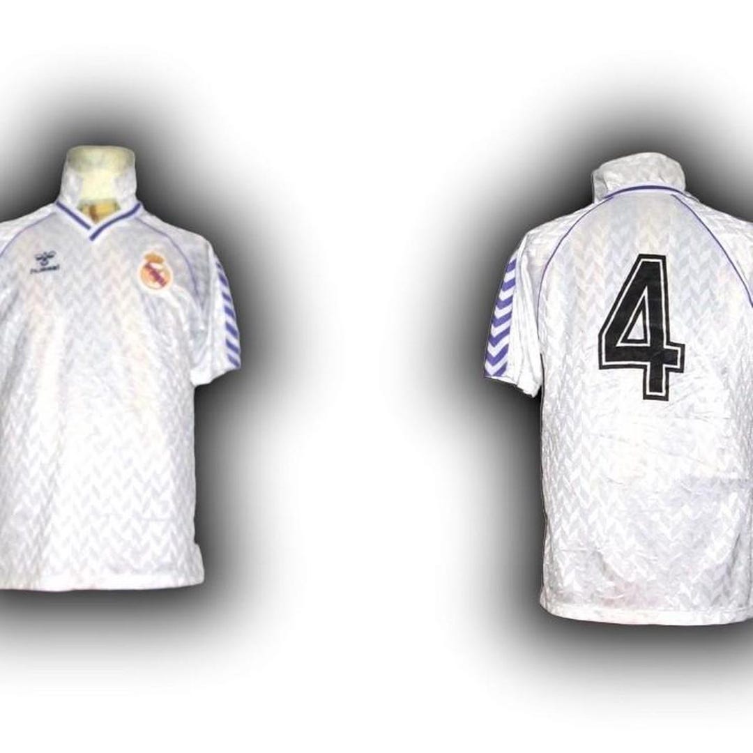 Maillot rétro Butragueño Real Madrid 1986 – Livraison Maillot rétro Butragueño Real Madrid 1986 – Livraison