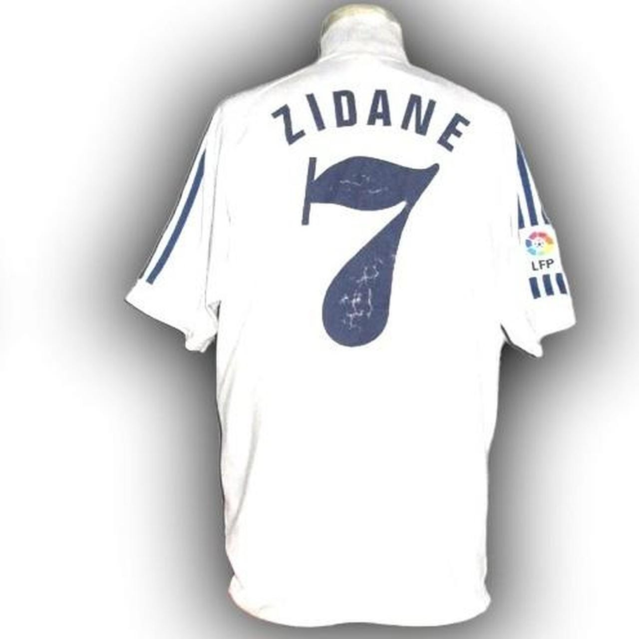 Maglie vintage retrò del Real Madrid | Calcio a piedi professionista