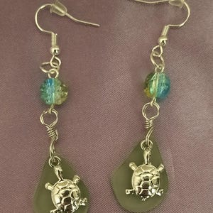 Turtle charm earrings