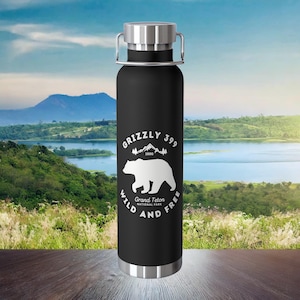 Grizzly 399 schwarze Wasserflasche, Grand Teton National Park Flasche, isolierte 22 Unzen Edelstahlflasche, auslaufsicheres BPA-freies Trinkgeschirr