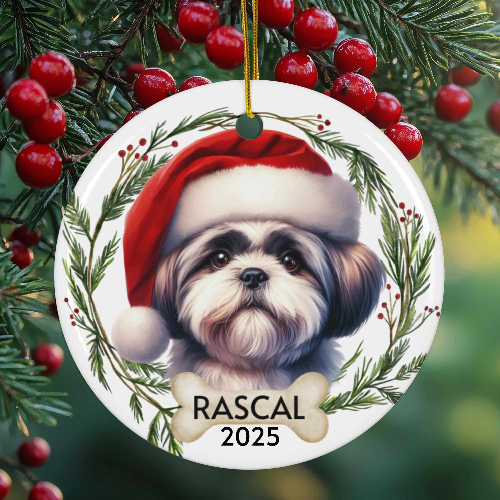 パーソナライズされたシーズーの陶器のオーナメント：名前と年を