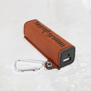 Personalized Power Bank, Phone Charger 2200mAh, Leather Engraved, Custom Travel Accessories, Handmade Gift for Her/Him | Best Vandam Leather