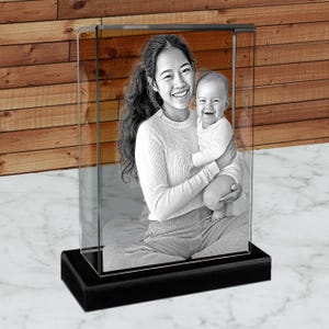 Custom 3D Photo Crystal, Anniversary Gift, Gifts for new Moms, Holiday Gift Idea, Newborn Gifts | Best Vandam Leather 3D Photo