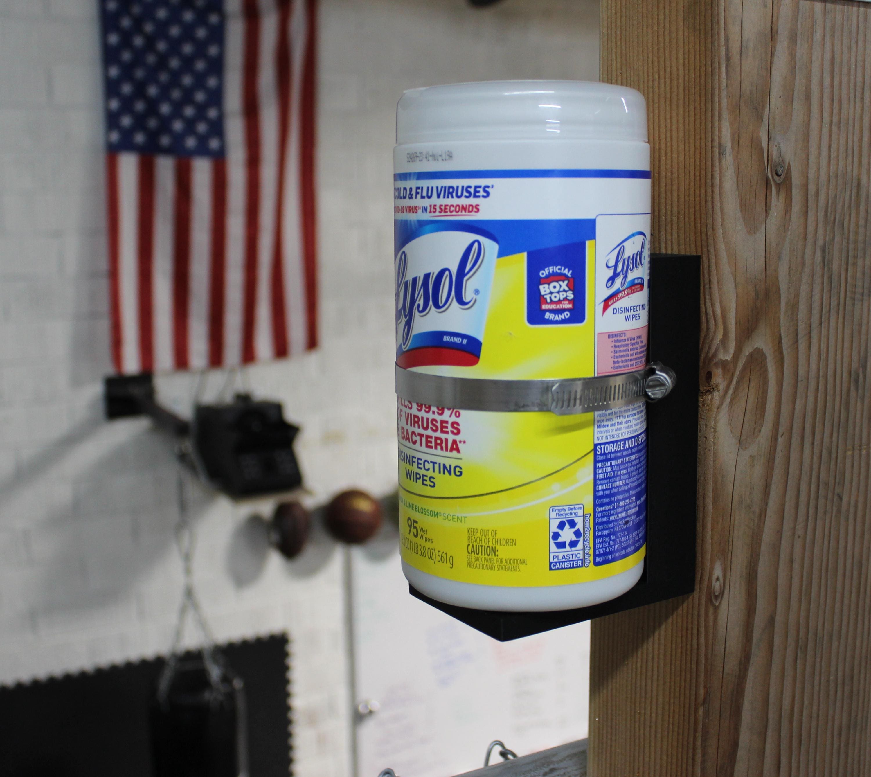 Support mural pour lingettes désinfectantes et désinfectant pour les mains