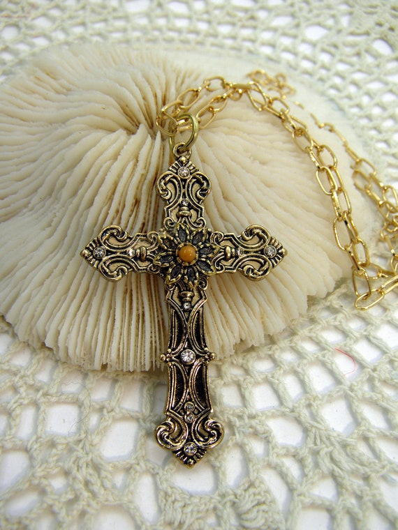 Rose Gold Christian Bible Verse Cross Necklace | Christian bible verses, Cross  necklace, Necklace