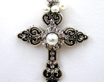 Rhinestone Pearl Cross Pendant Necklace: Handmade Silver Alloy Jewelry