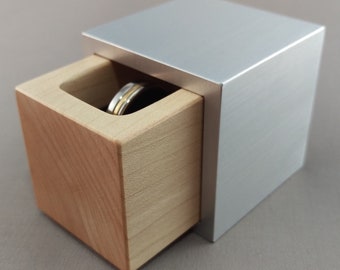 modern ring box