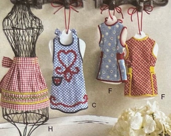 S2748 Mini Apron Ornament Collection Sewing Pattern Uncut