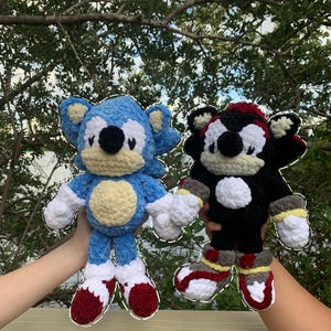 Crochet Shadow and Sonic