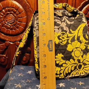 VERA BRADLEY PURSE