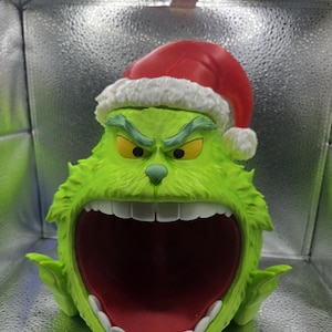 10" Grinch Candy Dish 3D Printed