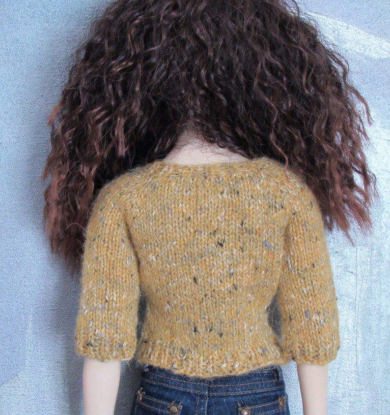 SD16 larger BJD cardigan Maizey image 4