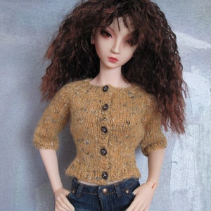 SD16 larger BJD cardigan Maizey image 1