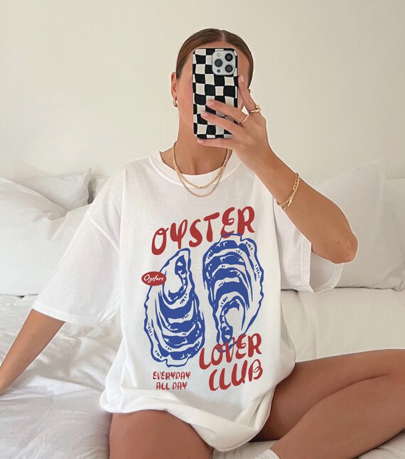 Oyster Lover Club Shirt, Seafood Enthusiast Tee, Ocean Life Gift, Coastal Style Shirt, Beachy Foodie Shirt for Shellfish Lovers, Coastalcore