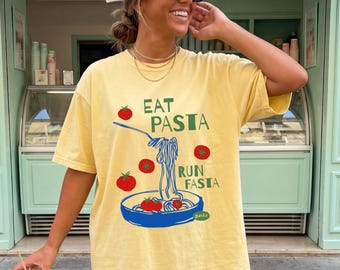 Camiseta Eat Pasta Run Fasta, Camiseta divertida para amantes de la pasta, Camiseta con estampado de comida italiana, Regalo para corredores, Camiseta de pasta de tomate, Camiseta de entrenamiento Comfort Colors