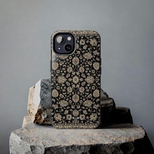 Persian Rug Phone Case Tough - Vintage Carpet Pattern Case for iPhone & Samsung - Protective Aesthetic Phone Cover Gift Idea