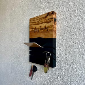 Personalized Resin Key Holder for Wall, Epoxy Entryway Key Storage, Olive Wood Front Hall Key Shelf, Entryway Key Organizer, Wood Key Rack
